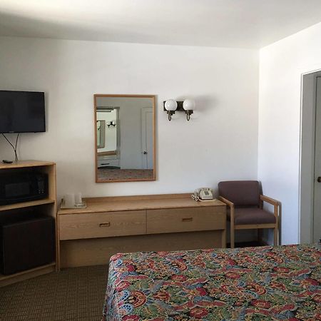 Centre Motel Елко Екстер'єр фото
