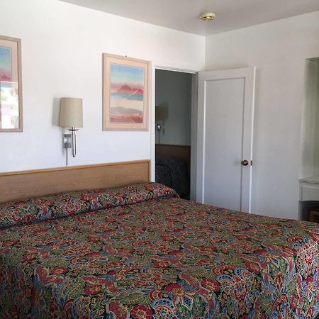 Centre Motel Елко Екстер'єр фото